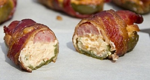 Γεμιστές πιπεριές με λουκάνικο και bacon | Food